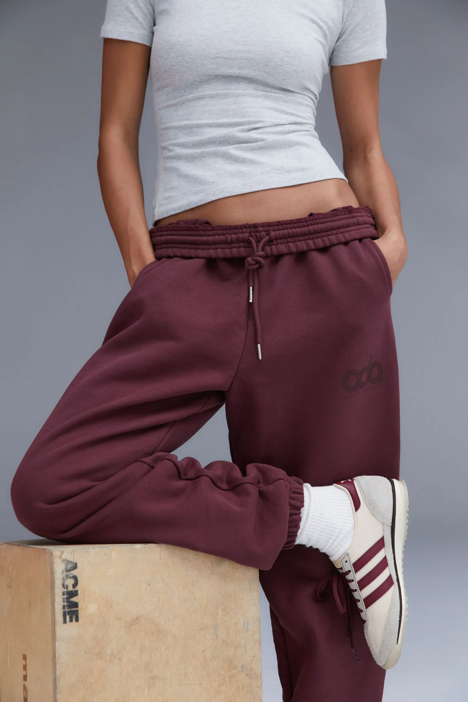 Performance Sweatpants - Burgundy