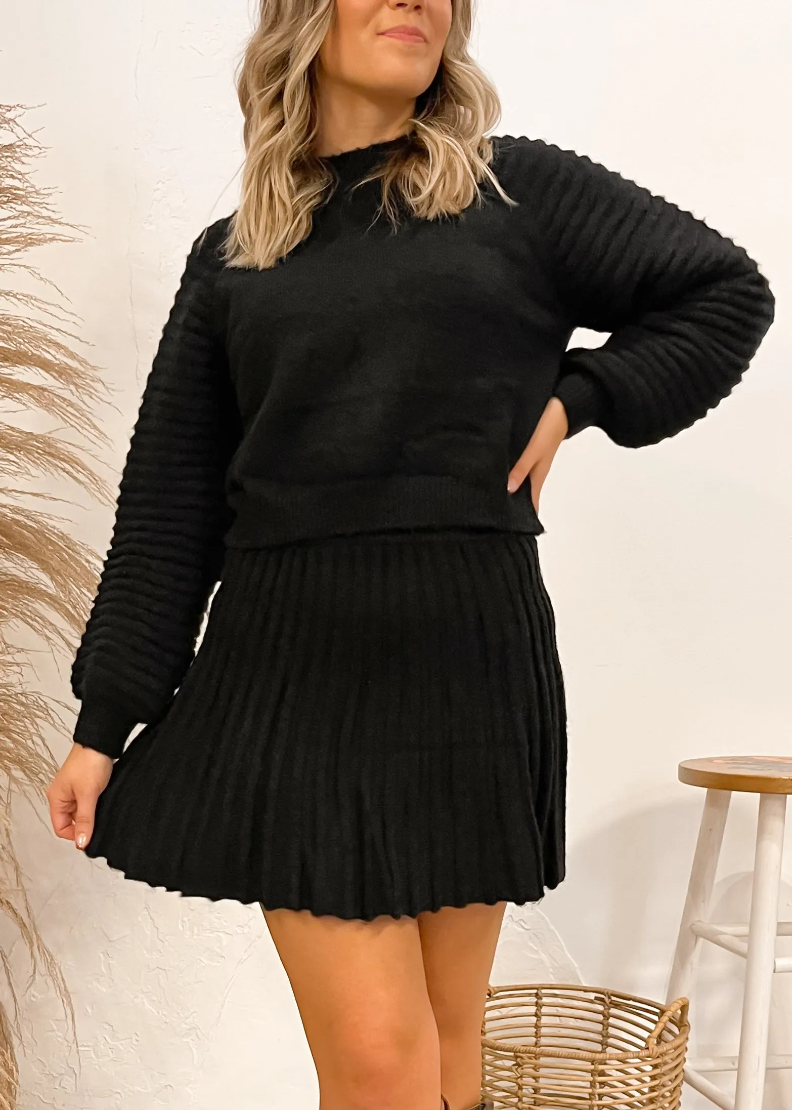 Sincerely Ours Farrah Sweater Skirt | Black